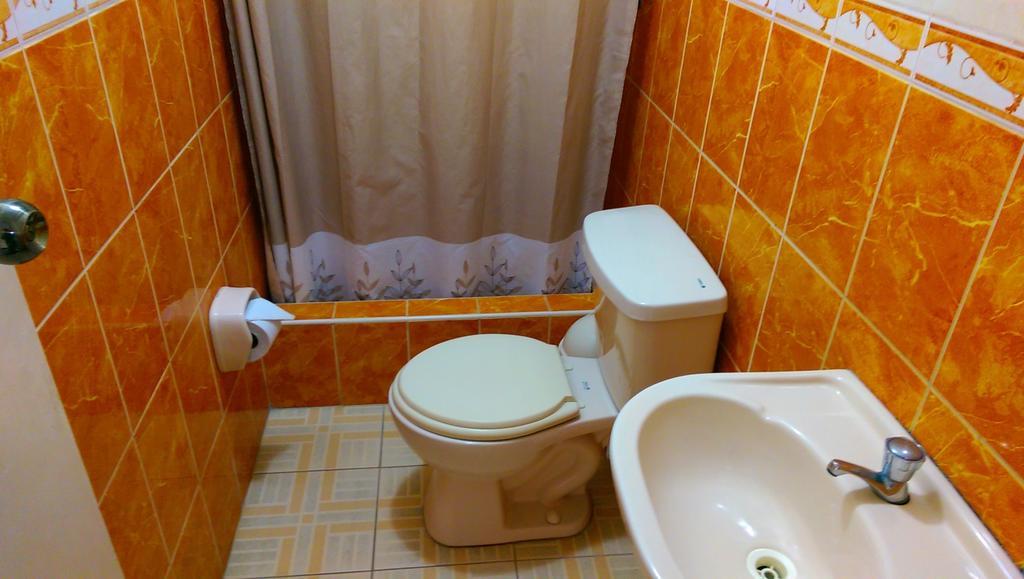 Hotel Plazza Chiclayo Buitenkant foto